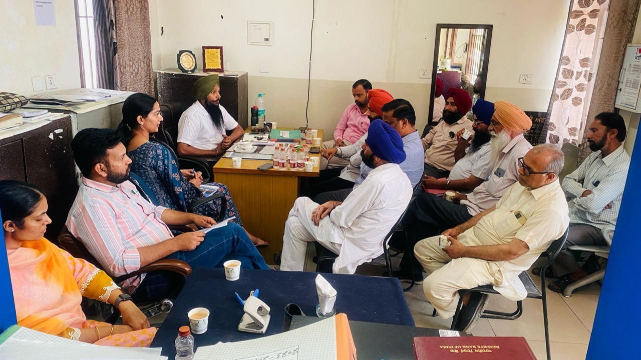 ਖੇਤੀਬਾੜੀ ਅਫ਼ਸਰ ਨੇ ਕੀਤੀ ਬਲਾਕ ਖਰੜ ਦੇ ਬੀਜ ਡੀਲਰਾਂ ਨਾਲ ਮੀਟਿੰਗ